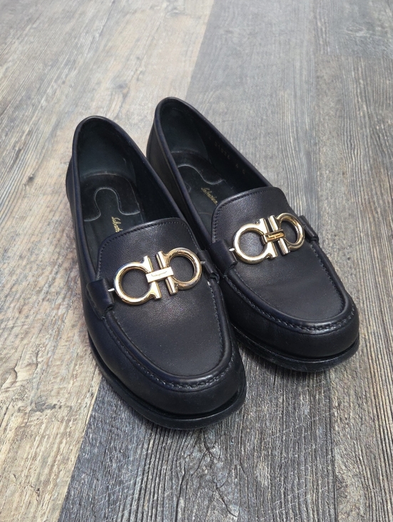 Salvatore Ferragamo Shoes - Salvatore Ferragamo Black Leather Women's Loafers with Gold Bit